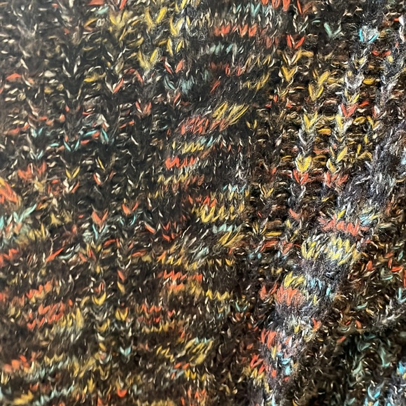 Knit sweater - Picture 2 of 2